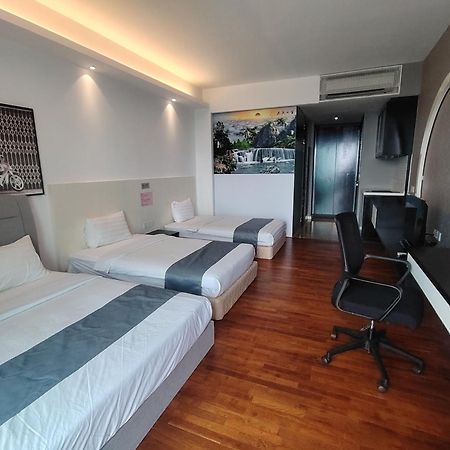 The Shore Residence Melaka Exterior foto